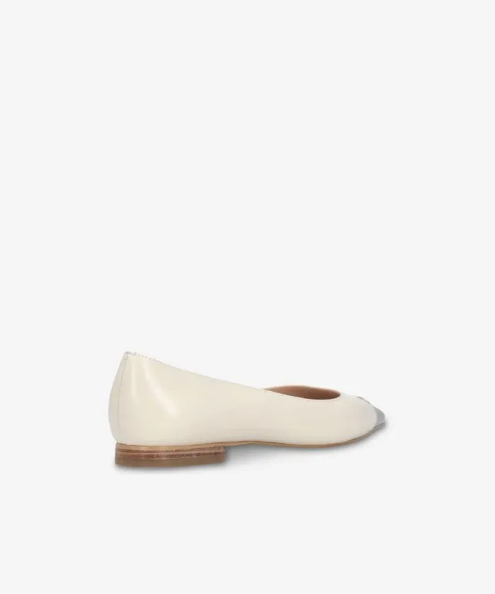 Women Flats Pinko Nappa Leather Ballerinas With Metal Toe Yoghurt Women Flats Pinko Nappa Leather Ballerinas With Metal Toe Yoghurt