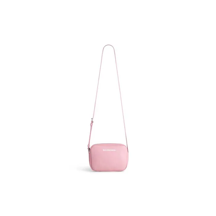 Women Handbags Balenciaga Everyday 20 Small Camera Bag In Pink