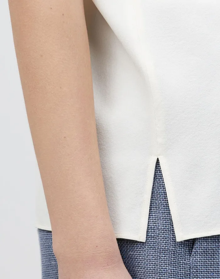 Women Lafayette 148 New York Blouses and Shirts Sabine Blouse In Lightweight Sandwashed Silk Creme Fraiche