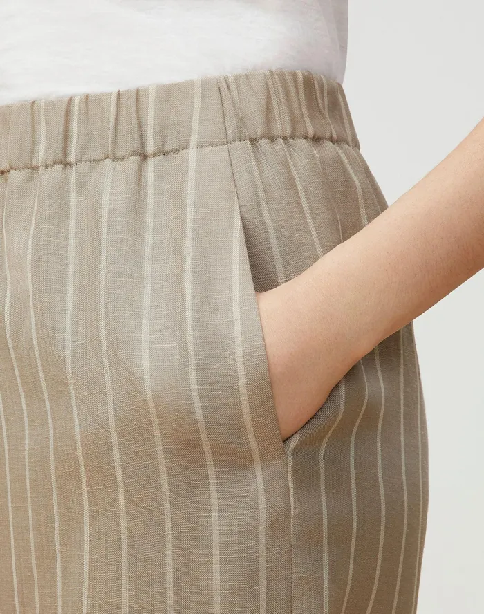 Women Lafayette 148 New York Pants and Shorts Riverside Cropped Pant In Pinstripe Italian LinenWool Sandstone Multi