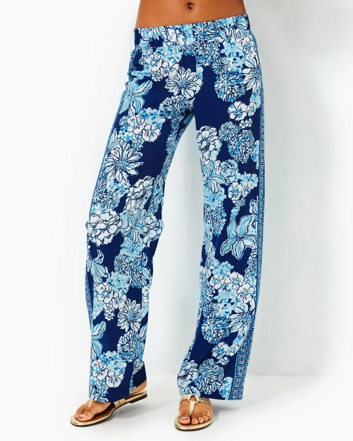 Women Lilly Pulitzer Tops Iona Sleeveless Top Low Tide Navy Bouquet All Day Engineered Woven Top Women Lilly Pulitzer Tops Iona Sleeveless Top Low Tide Navy Bouquet All Day Engineered Woven Top