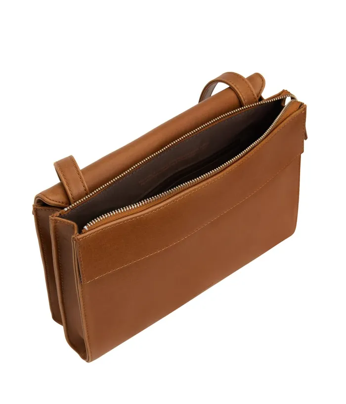Women Onra Vegan Crossbody Bag 8211 Vintage Chili Matt and Nat Shoulder Bags