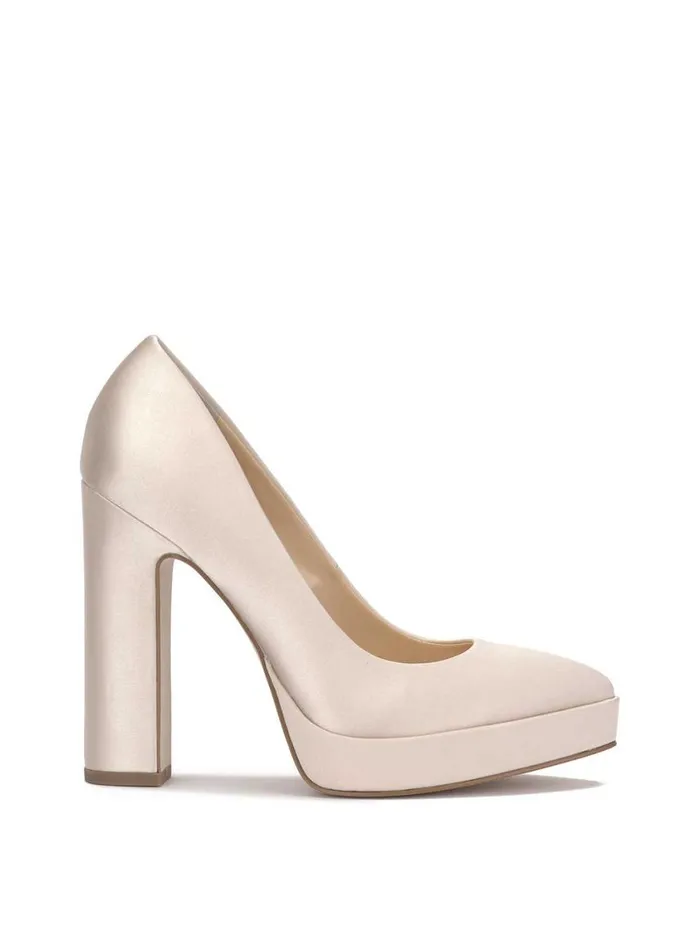 Women Platforms Jessica Simpson Glynis Platform Pump In Off White