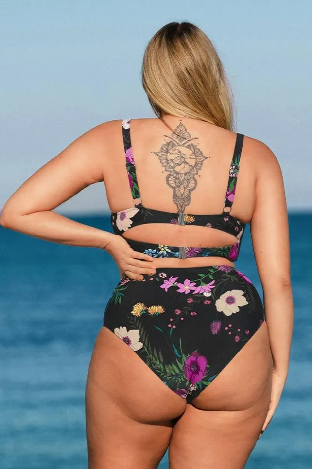 Women Plus Size and Curve Bikinis Cupshe Annabelle Floral Moulded Cup Plus Size Bikini Top Black