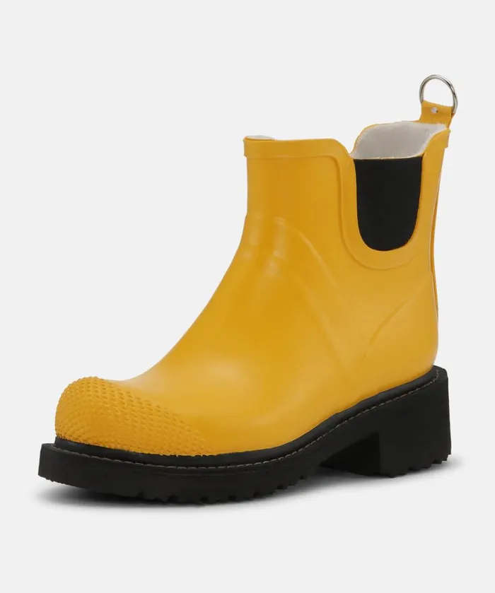 Women Rainboots Short Ilse Jacobsen Short Rubber Boots With High Heel 8211 Cyber Yellow Women Rainboots Short Ilse Jacobsen Short Rubber Boots With High Heel 8211 Cyber Yellow