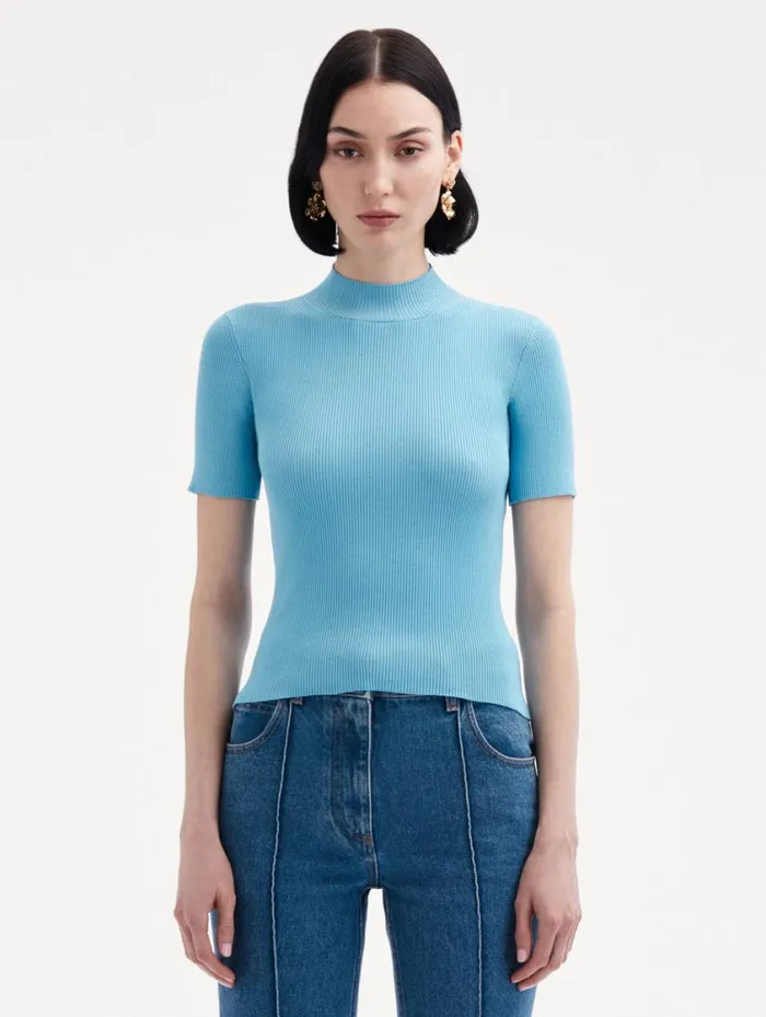 Women Short Sleeve Mock Neck Ribbed Pullover Pastel Blue Oscar De La Renta Blouses and Knits Women Short Sleeve Mock Neck Ribbed Pullover Pastel Blue Oscar De La Renta Blouses and Knits