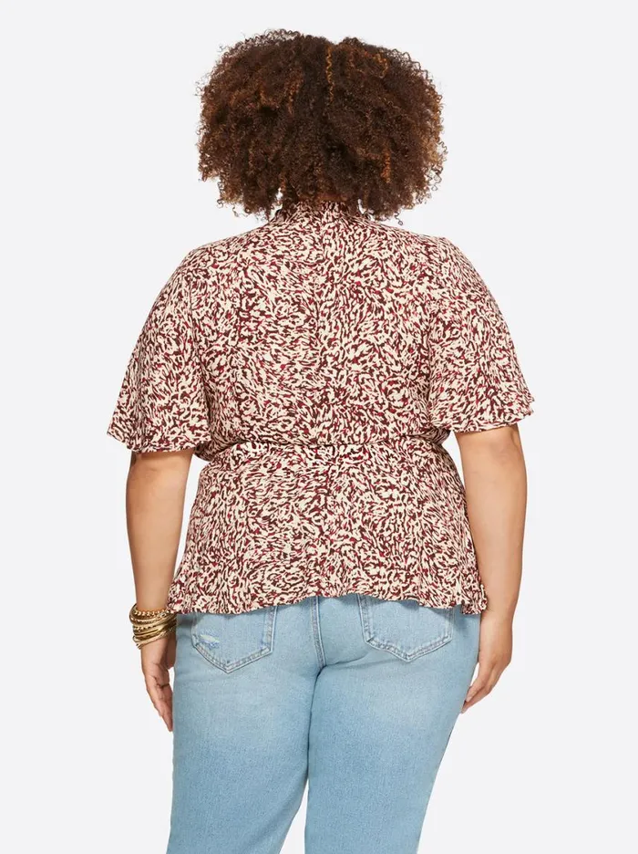 Women Tops and Tees Jessica Simpson Misha Top In Camo Leopard